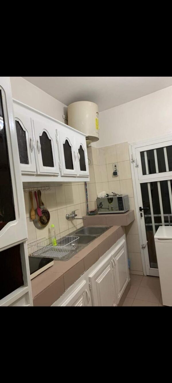 Appartement meublé à louer – Cité Mixta, Dakar (2 chambres + salon climatisé) – Image 10