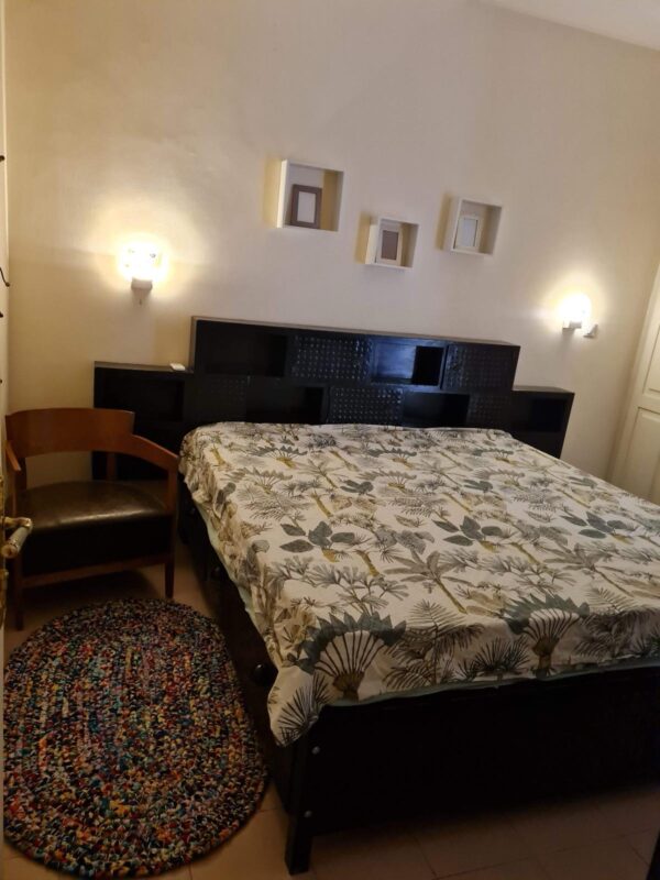 Appartement meublé à louer – Cité Mixta, Dakar (2 chambres + salon climatisé) – Image 12